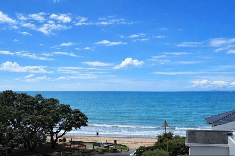 Photo of property in 15a The Strand, Takapuna, Auckland, 0622