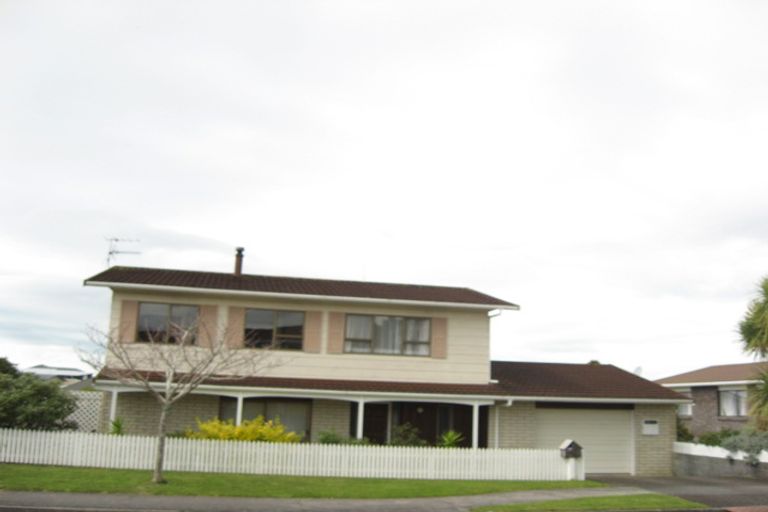 Photo of property in 3 Virginia Place, Whalers Gate, New Plymouth, 4310