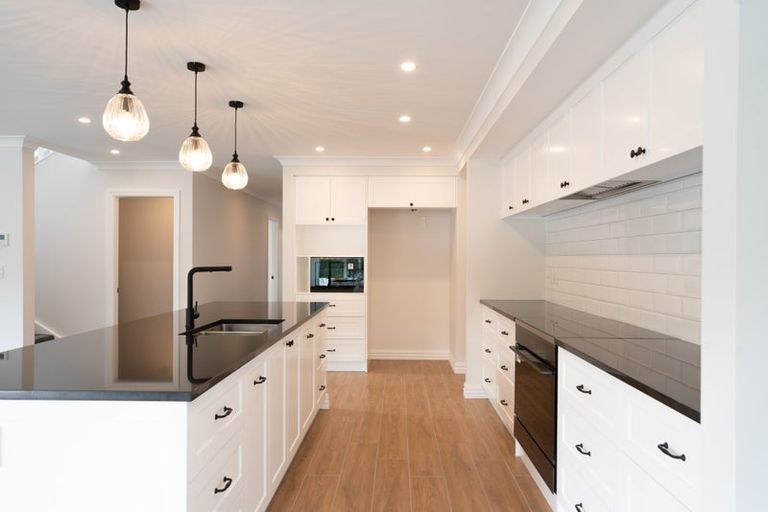 Photo of property in 28 Farnworth Terrace, Churton Park, Wellington, 6037