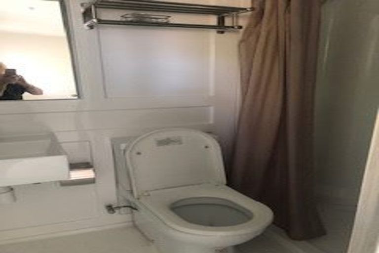 Photo of property in 51 Christmas Road, Manurewa, Auckland, 2102