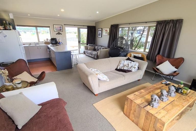 Photo of property in 110 The Fairway, Matarangi, Whitianga, 3592