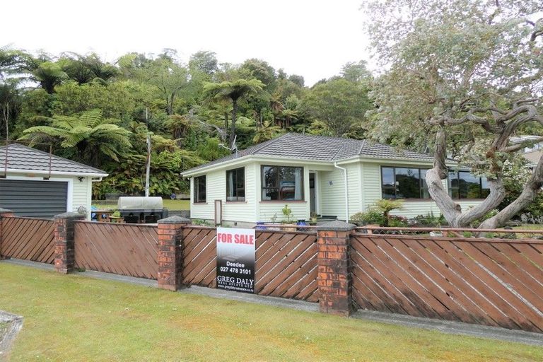 Photo of property in 109 Marsden Road, Greymouth, 7805