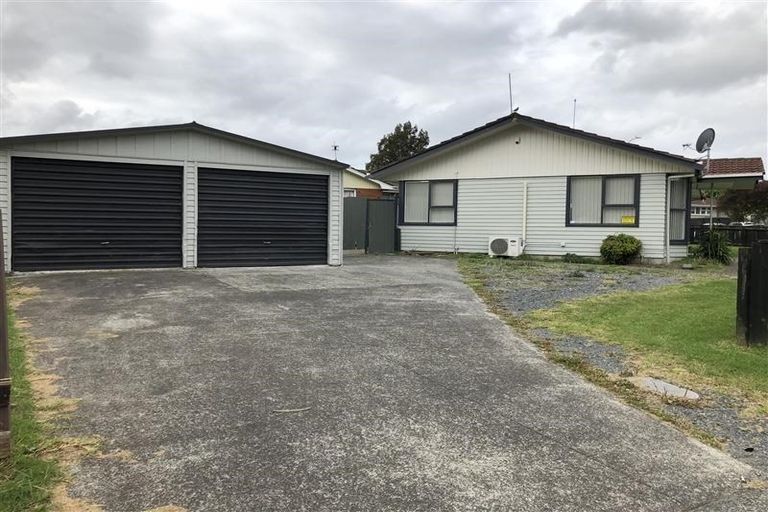 Photo of property in 19 Burbank Avenue, Manurewa, Auckland, 2102