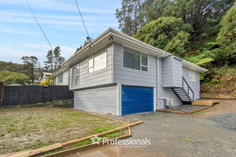 Photo of property in 122 Hair Street, Wainuiomata, Lower Hutt, 5014
