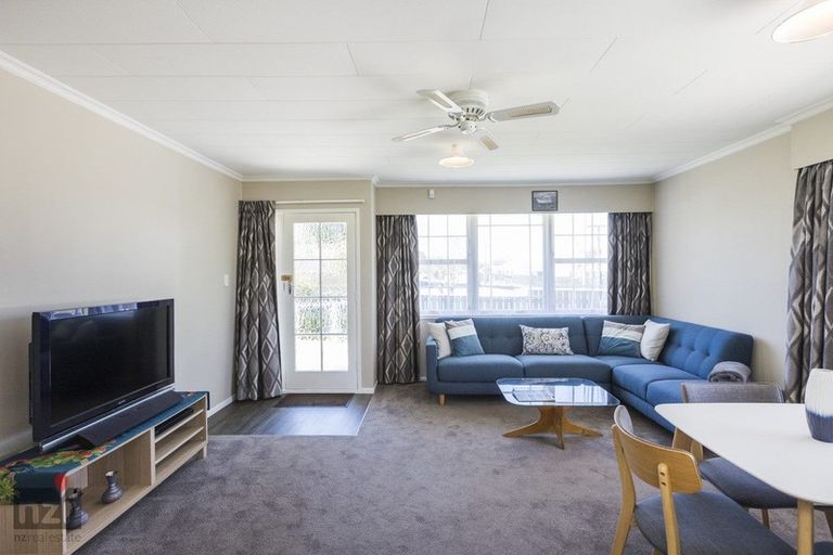 Photo of property in 18 Ranfurly Road, Feilding, 4702