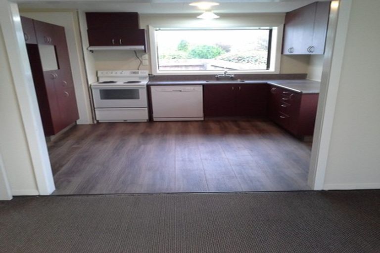 Photo of property in 33 Steele Street, Hornby, Christchurch, 8042