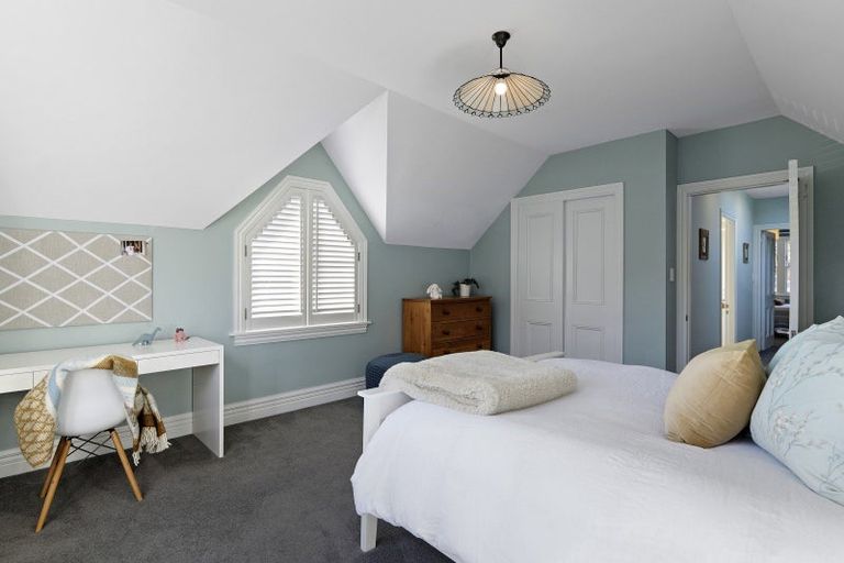 Photo of property in 33 Hardwicke Street, Sumner, Christchurch, 8081