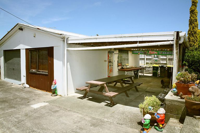 Photo of property in 11 Claymore Street, Manurewa, Auckland, 2102