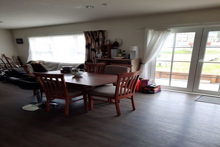 Photo of property in 26 Wilson Street, Newtown, Wellington, 6021