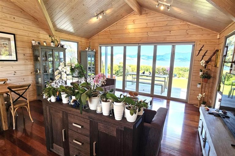 Photo of property in 132 Harbour Drive, Matarangi, Whitianga, 3592