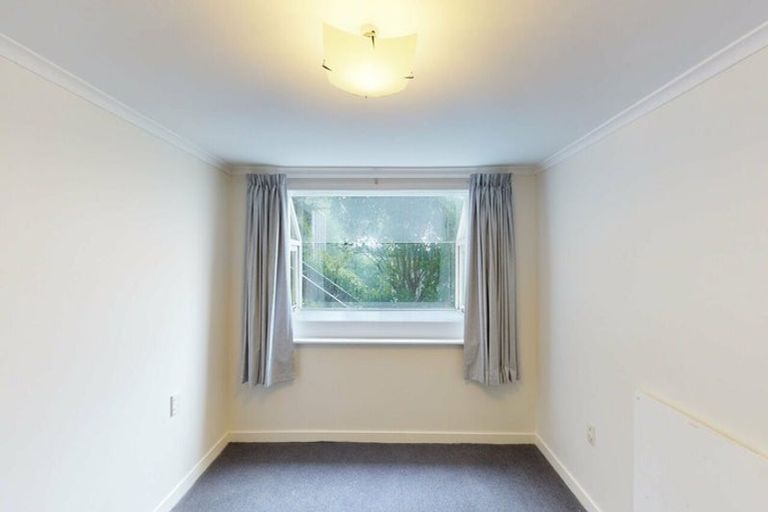 Photo of property in 91 Black Rock Road, Newlands, Wellington, 6037