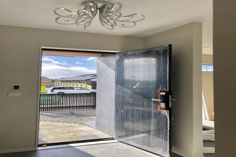 Photo of property in 3 Piripono Crescent, Pukekohe, 2120