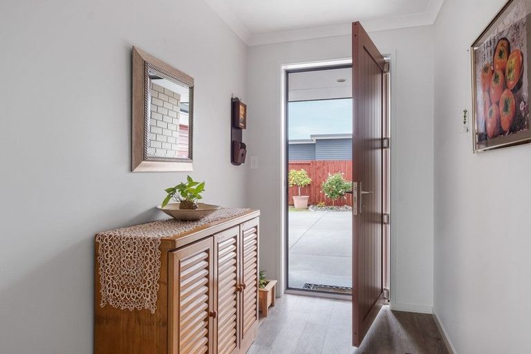 Photo of property in 34 Oakwood Way, Papamoa Beach, Papamoa, 3118