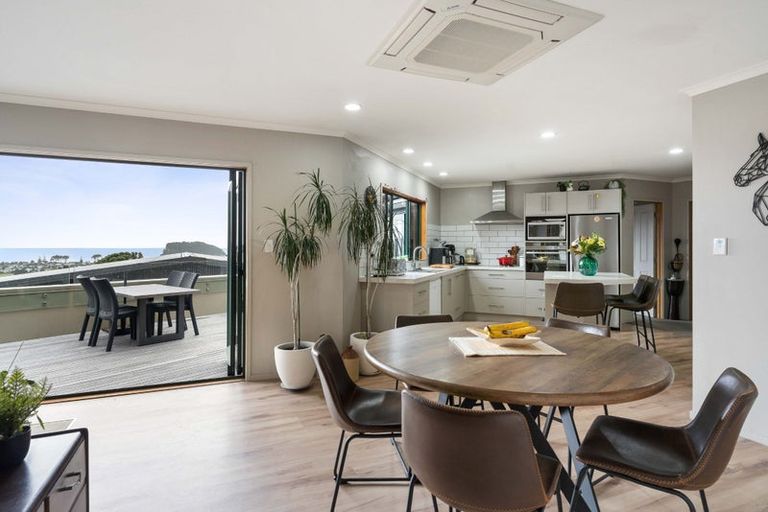 Photo of property in 111 Pacific View Drive, Whangamata, 3620