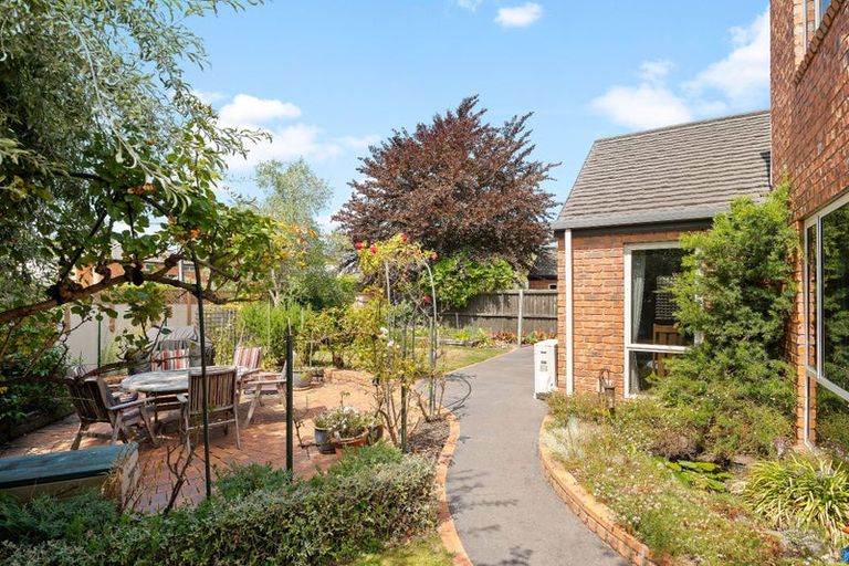 Photo of property in 1 Elmwood Road, Strowan, Christchurch, 8052