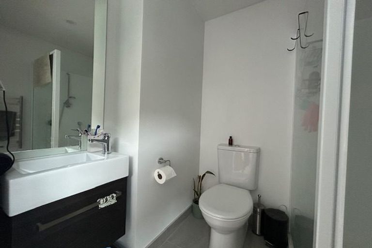 Photo of property in 41 Rua Kai Way, Brooklyn, Wellington, 6021