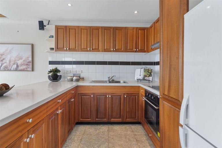 Photo of property in The Rennaissance, 16d/18 Ronwood Avenue, Manukau, Auckland, 2104