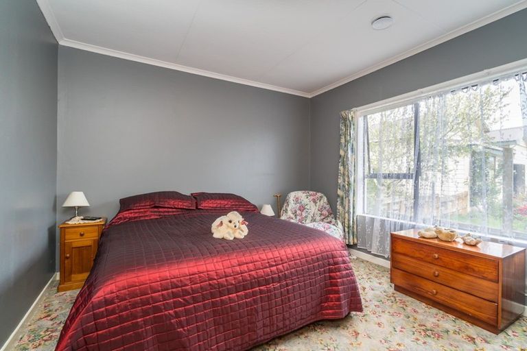 Photo of property in 3 Stuart Street, Owaka, 9535