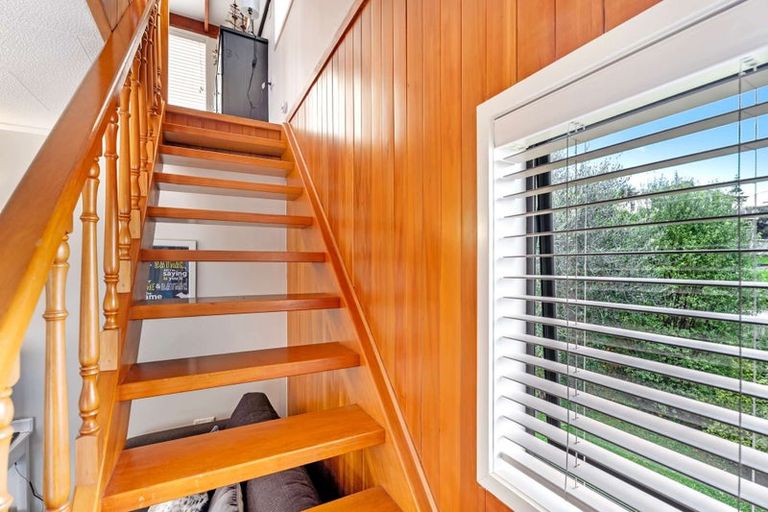 Photo of property in 15 Rabbit Way, Whitianga, 3510