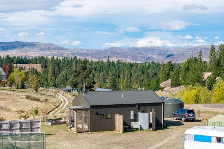 Photo of property in 233a Letts Gully Road, Letts Gully, Alexandra, 9393