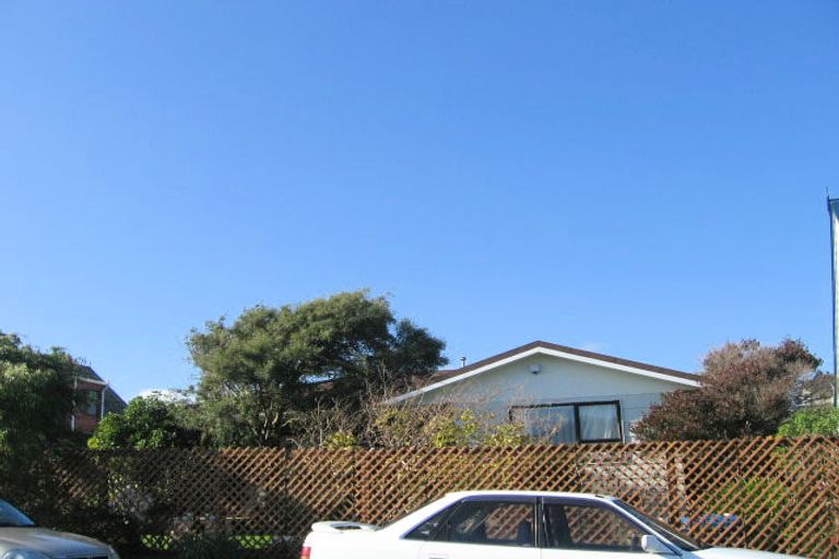 Photo of property in 10 Trispen Place, Camborne, Porirua, 5026
