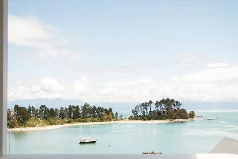 Photo of property in 415 Wakefield Quay, Stepneyville, Nelson, 7010