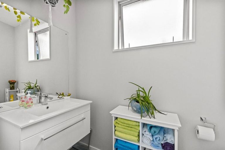 Photo of property in 12a Nautique Place, Waikawa, Picton, 7220