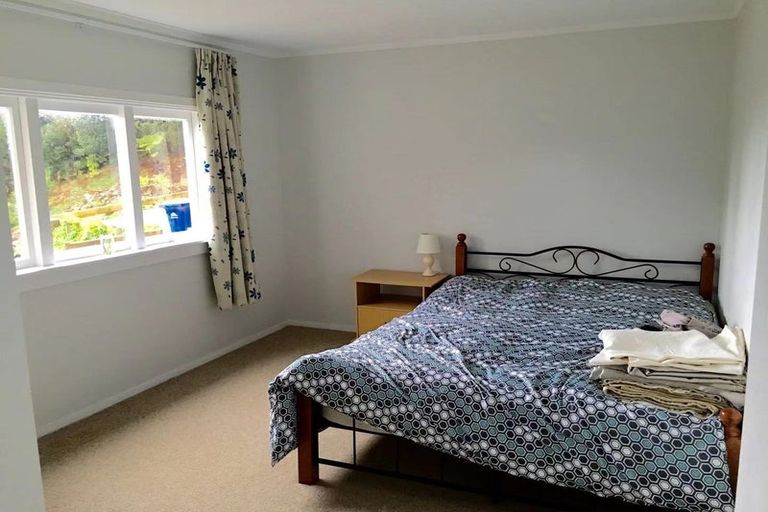 Photo of property in 3 Chevron Place, Castor Bay, Auckland, 0620