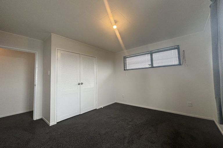 Photo of property in 4 Kopara Place, Clendon Park, Auckland, 2103