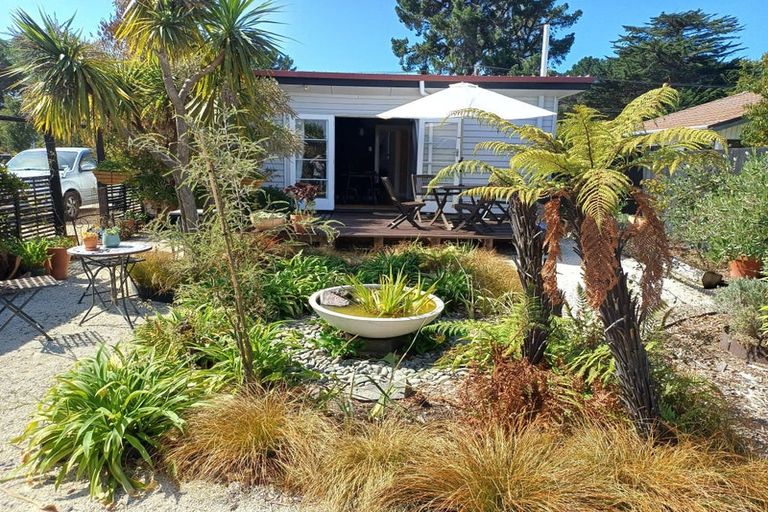 Photo of property in 276 Keyes Road, New Brighton, Christchurch, 8083
