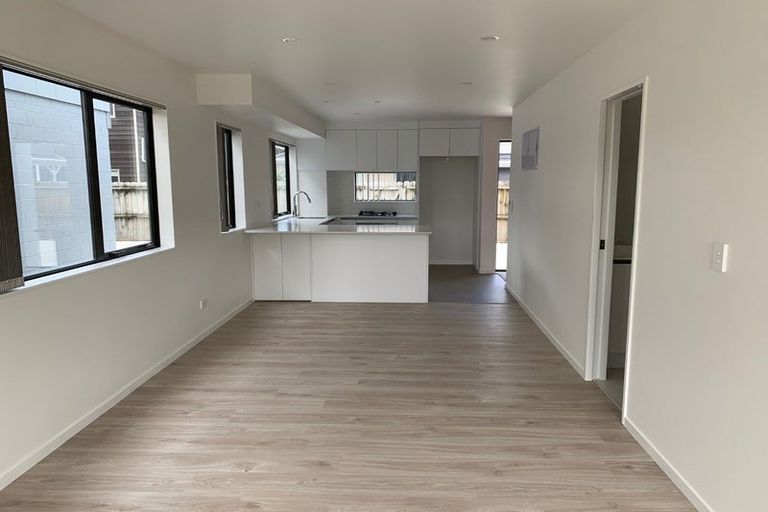 Photo of property in 94d Bay Street, Red Beach, 0932