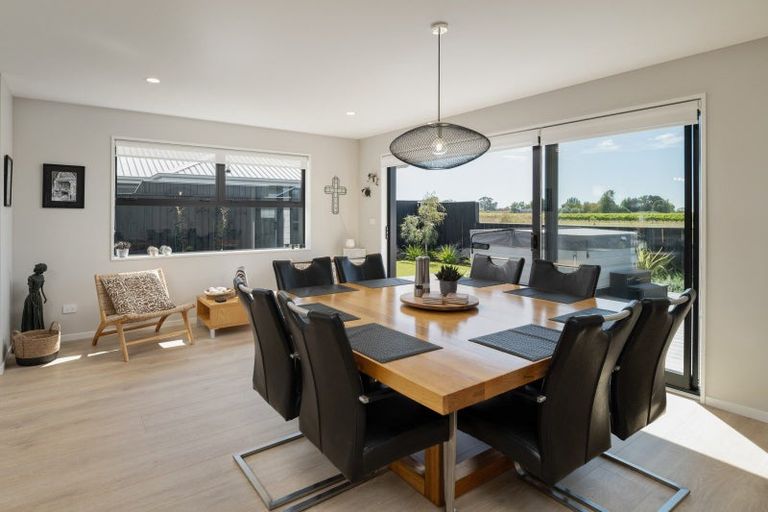 Photo of property in 8 Whitehall Drive, Springlands, Blenheim, 7201