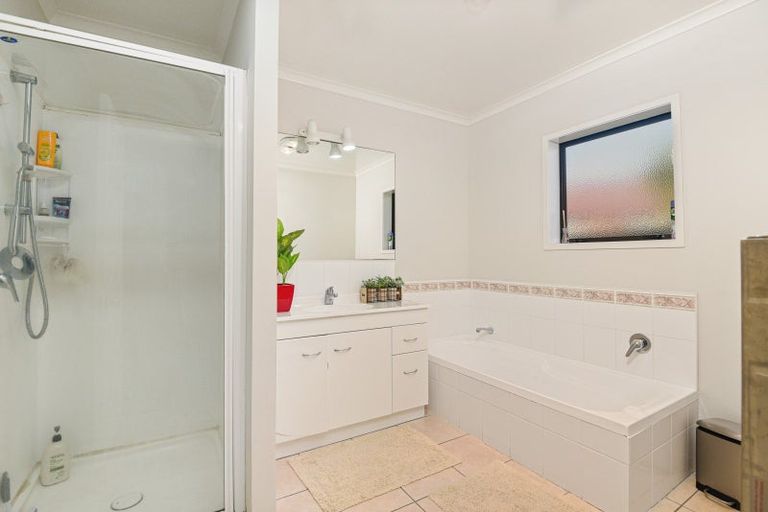 Photo of property in 7 Frame Place, Owhata, Rotorua, 3010