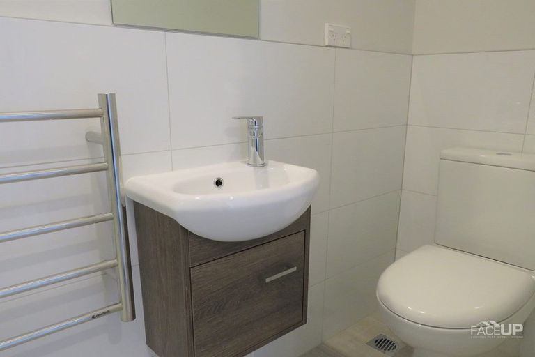 Photo of property in 21 Ceramic Lane, New Lynn, Auckland, 0600