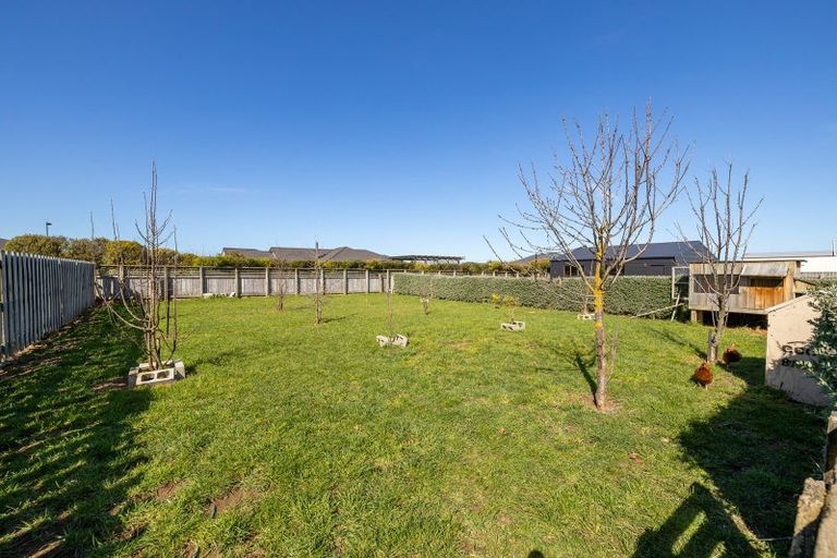 Photo of property in 1 Remutaka Lane, Carterton, 5713