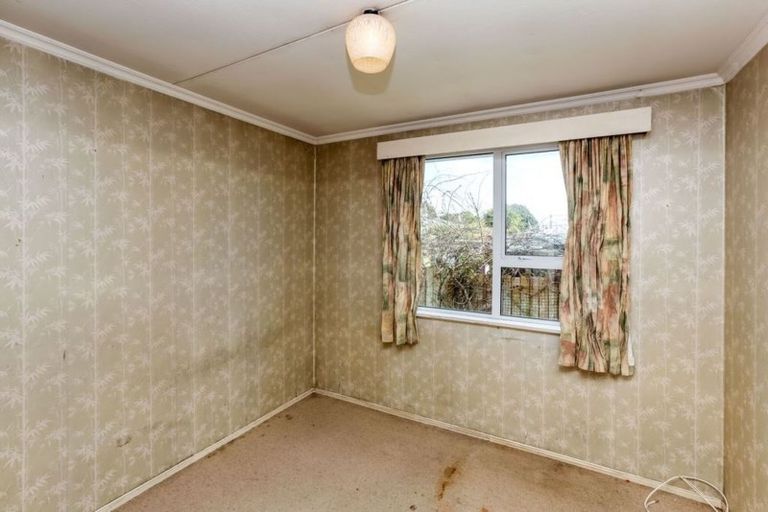 Photo of property in 6 Union Street, Merrilands, New Plymouth, 4312
