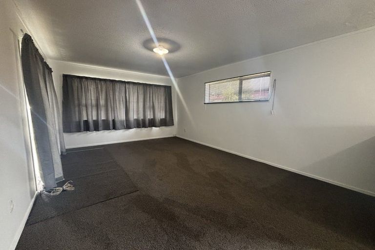 Photo of property in 27 John Walker Drive, Manurewa, Auckland, 2102