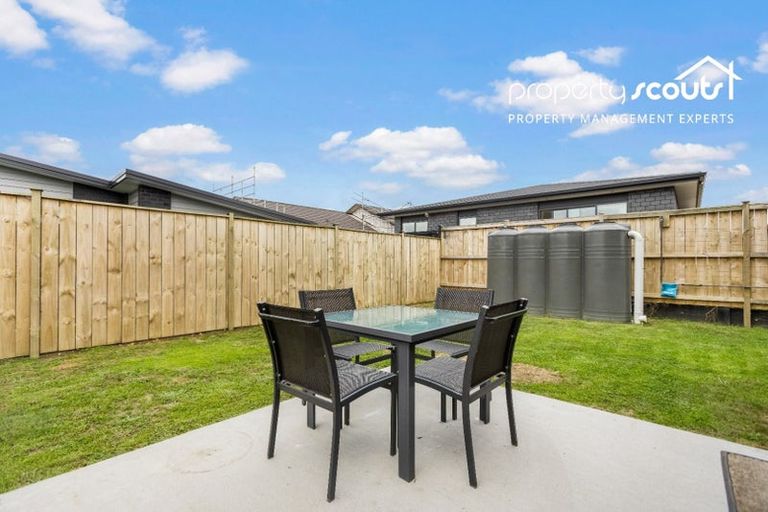 Photo of property in 14 Buddle Road, Paerata, 2124