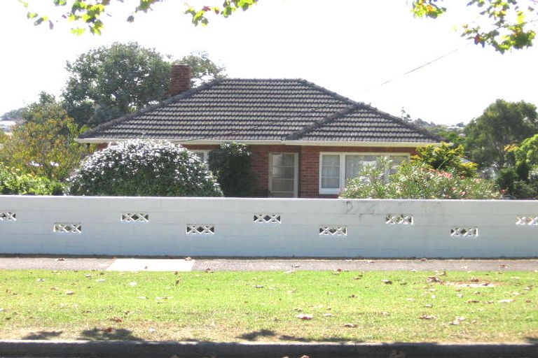 Photo of property in 51 Seabrook Avenue, New Lynn, Auckland, 0600