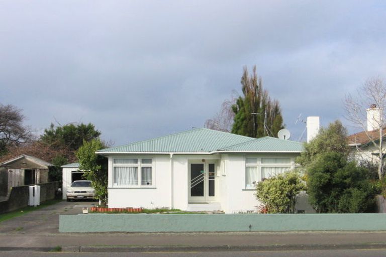 Photo of property in 484 Tremaine Avenue, Takaro, Palmerston North, 4410