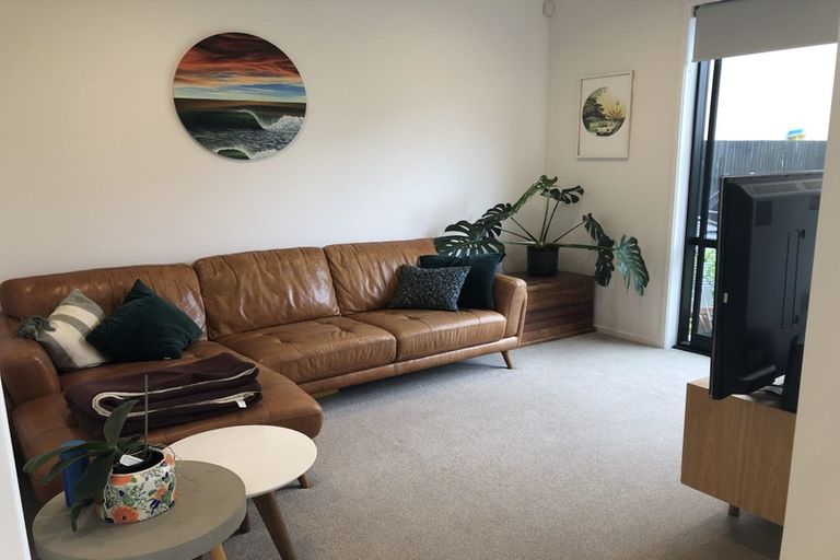 Photo of property in 14 Frank Gill Road, Hobsonville, Auckland, 0616