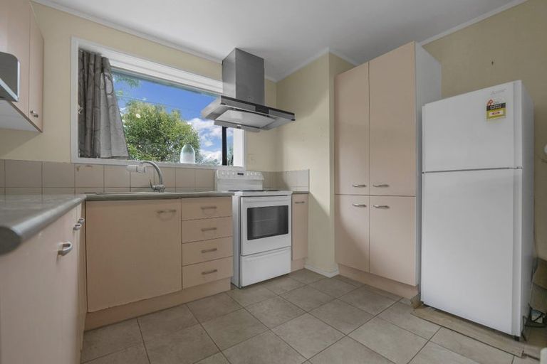 Photo of property in 5 Oakhaven Place, Ranui, Auckland, 0612