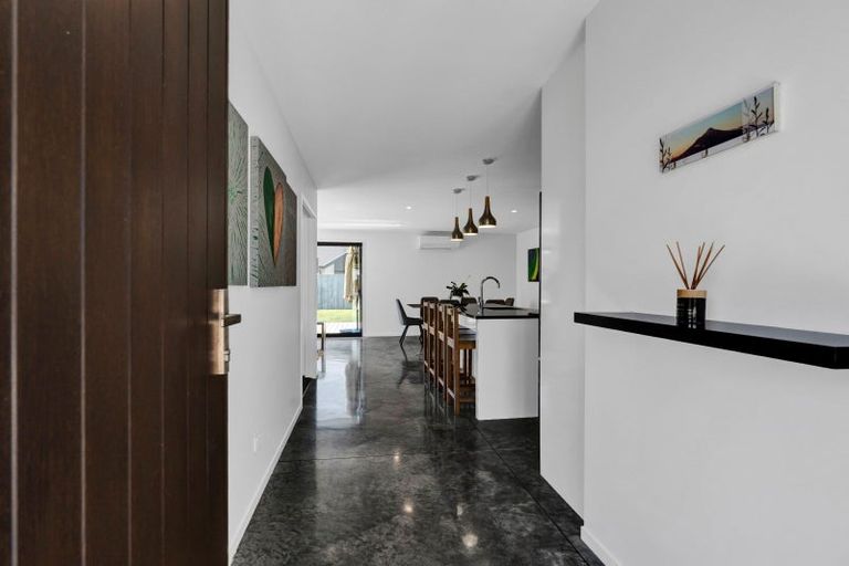 Photo of property in 44 Aratapu Street, Waitara, 4320