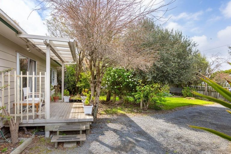 Photo of property in 1a Massey Street, Greytown, 5712