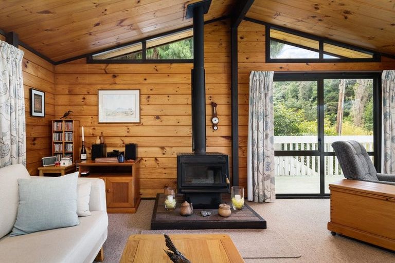 Photo of property in 162 Tapu Coroglen Road, Tapu, Thames, 3575