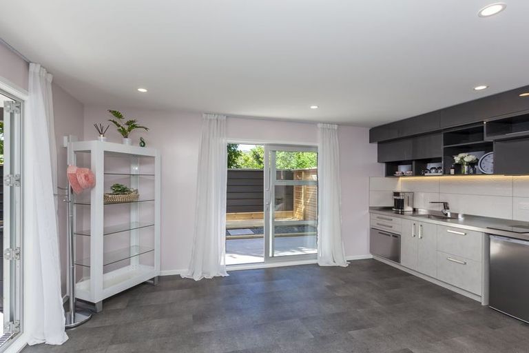 Photo of property in 19a Wharemauku Road, Raumati Beach, Paraparaumu, 5032