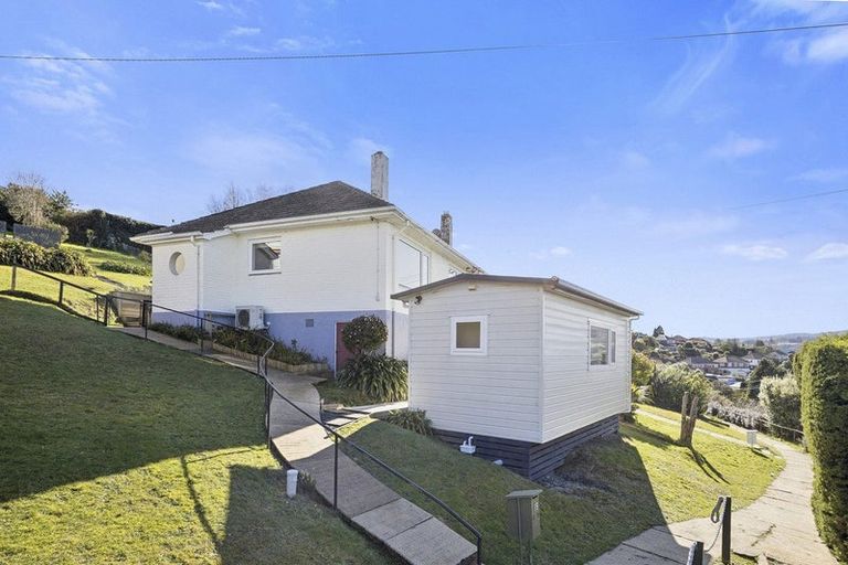 Photo of property in 15 Prospect Bank, Wakari, Dunedin, 9010