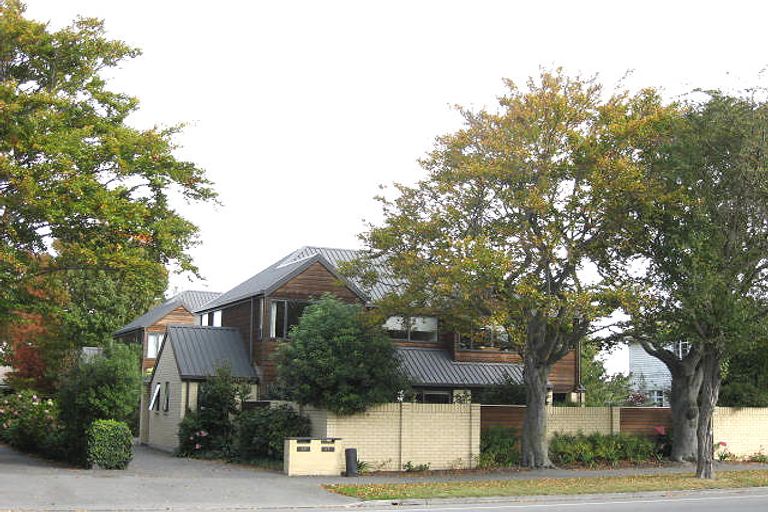 Photo of property in 1/57a Memorial Avenue, Ilam, Christchurch, 8053