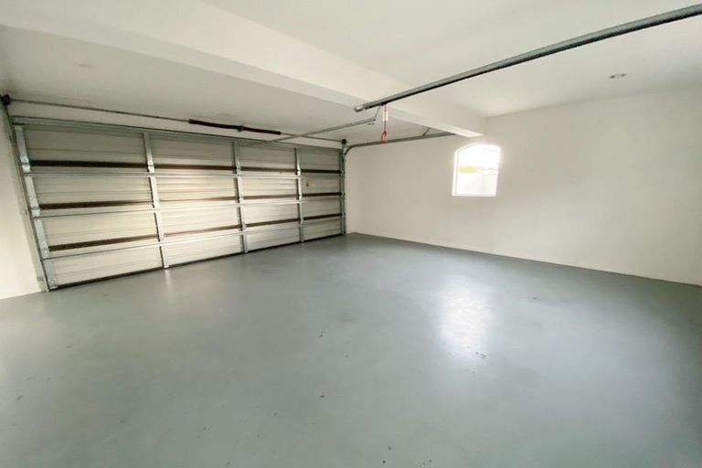 Photo of property in 18 Mona Vale Avenue, Riccarton, Christchurch, 8011