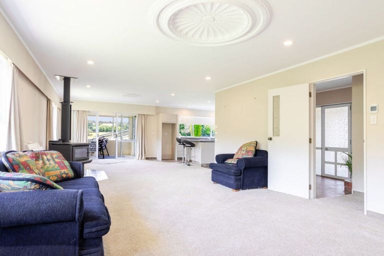 Photo of property in 208 Adelaide Road, Dannevirke, 4930